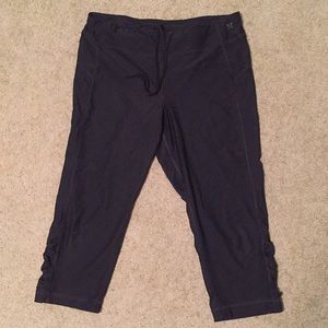 Capri workout leggings
